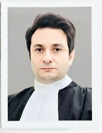 وکیل آرمان ایمانی 