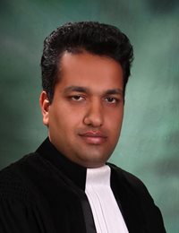 وکیل امید رجبی