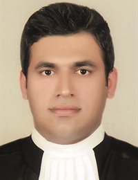 وکیل حمید اکبری