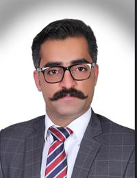 وکیل احمد صادقی