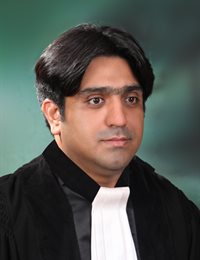 وکیل امیرحسین ولاشجردی