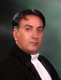 وکیل حمید کاویان فر