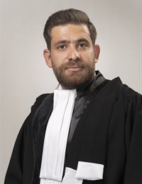 وکیل محمد کریم خانی 