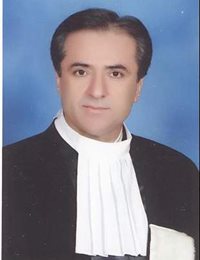 وکیل هومان پارسا