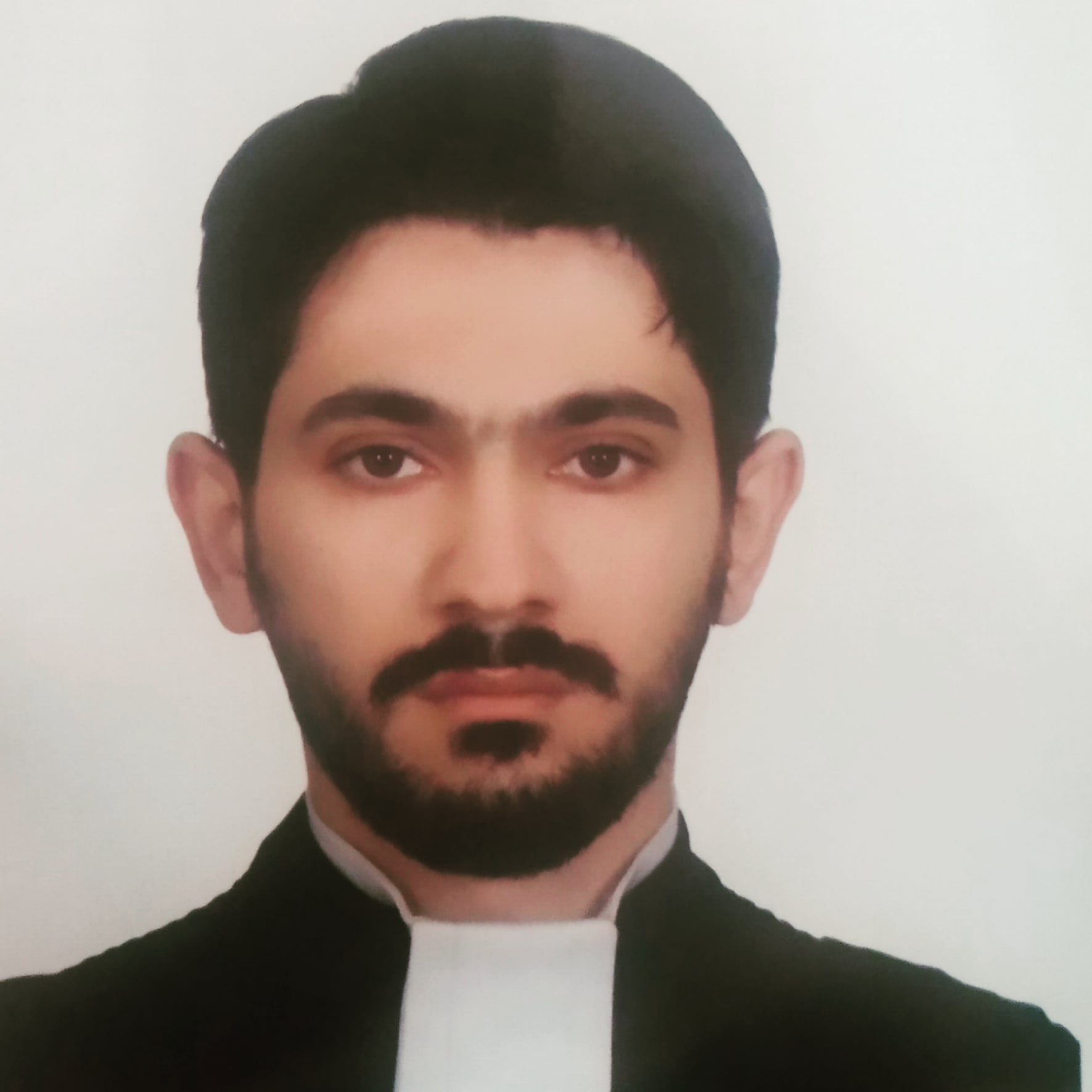 وکیل وحدت فرج زاده اجیرلو
