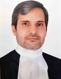 وکیل مقداد اکبری
