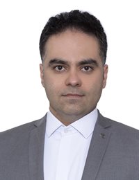 وکیل رضا آقابزرگی