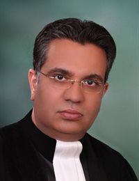 وکیل علی شیرازی