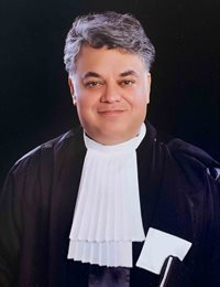 وکیل محمد توکل نیا