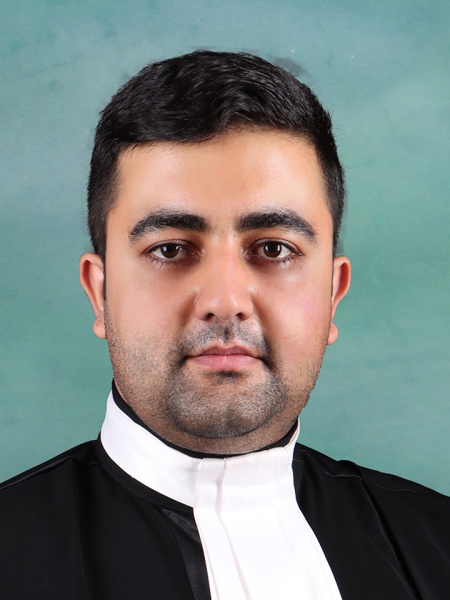 وکیل مهدی ساریخانی