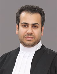 وکیل سینا قریانی