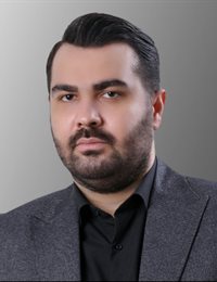 وکیل رضا  شریفی فرد 