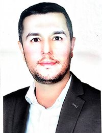 وکیل فرهاد  داودی 
