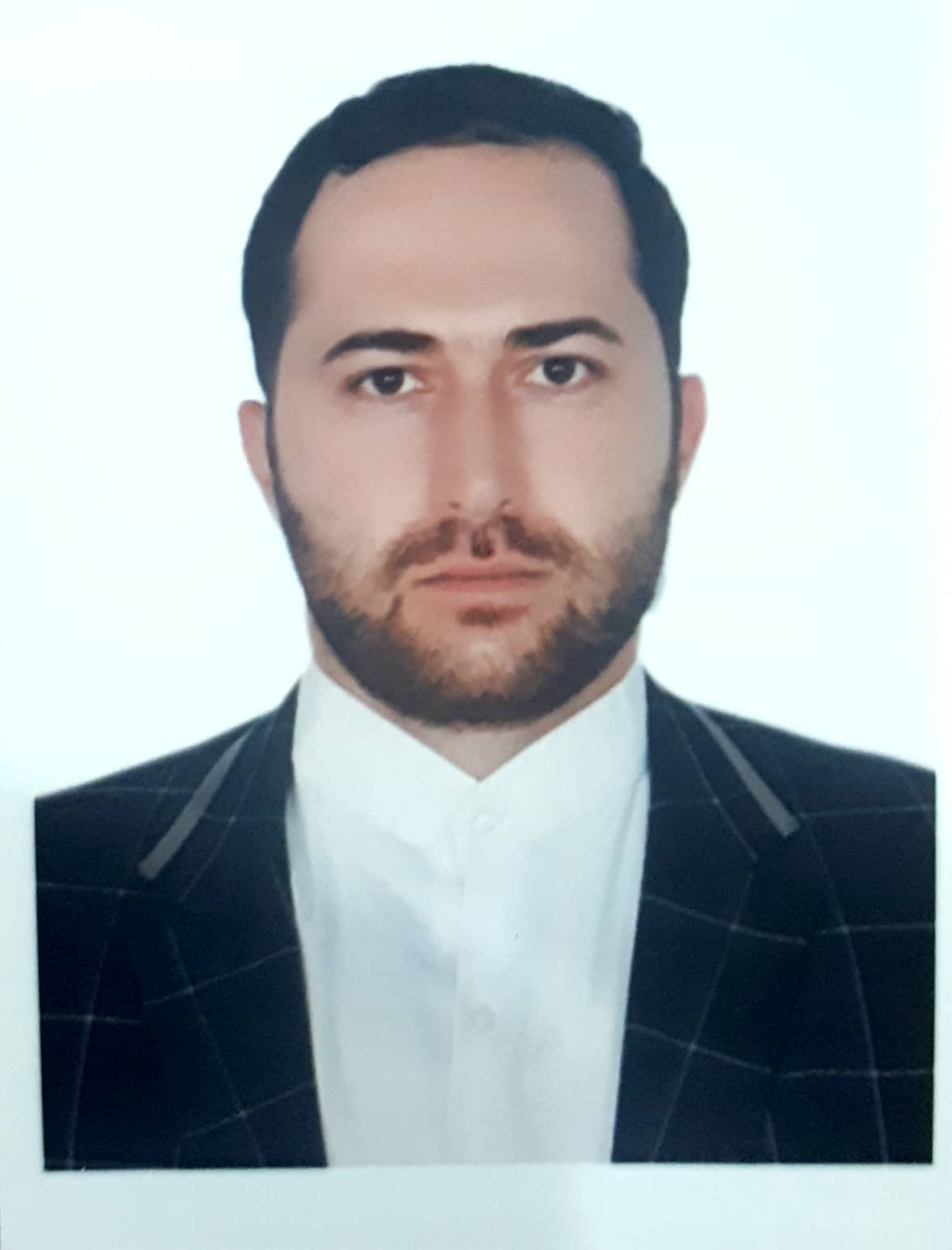 وکیل محمود فارسی