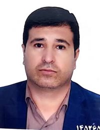 وکیل اکبر کریمی