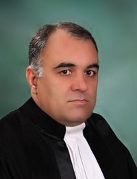 وکیل فرهاد علیخانی