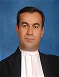 وکیل کریم فرهادی