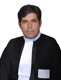 وکیل مجتبی رستمی