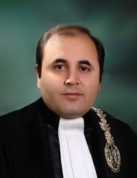 وکیل مهدی کریمی