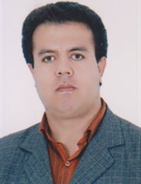 وکیل امیر کریمی