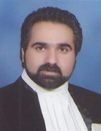 وکیل حمیدرضا داستار