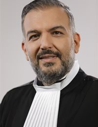 وکیل سیدعلیرضا حسینی