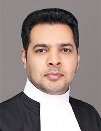 وکیل محمد قاینی
