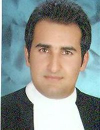 وکیل فرهاد مومنی فر