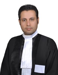 وکیل علی زردشتی